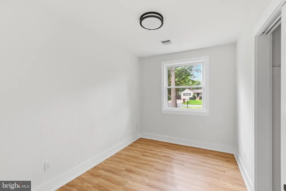 6405 INWOOD DRIVE Springfield, VA 22150