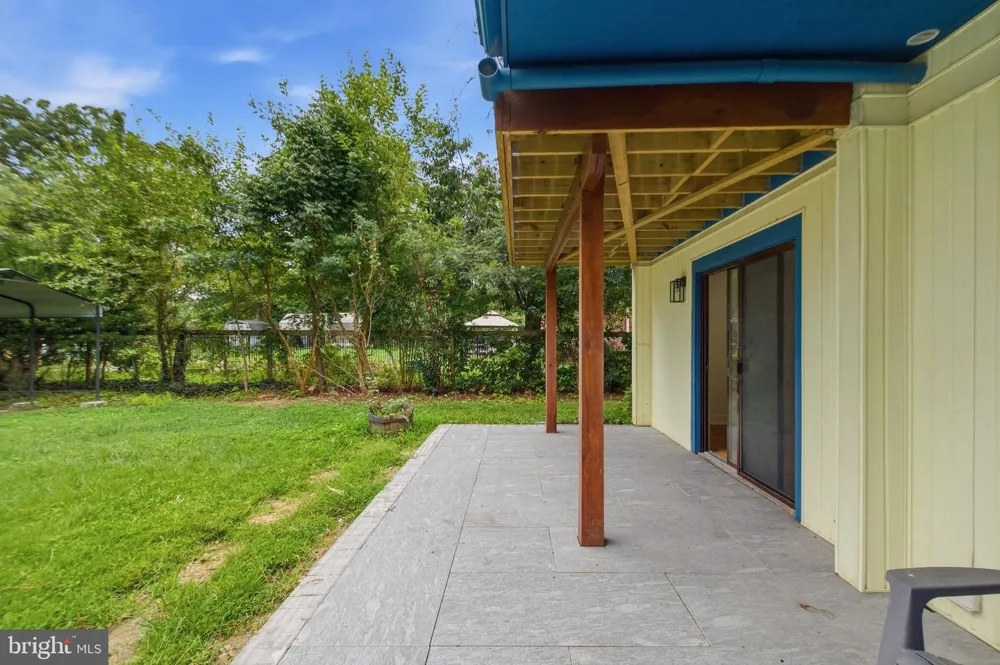 6405 INWOOD DRIVE Springfield, VA 22150