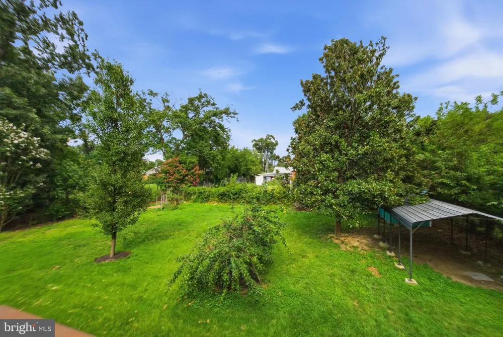 6405 INWOOD DRIVE Springfield, VA 22150