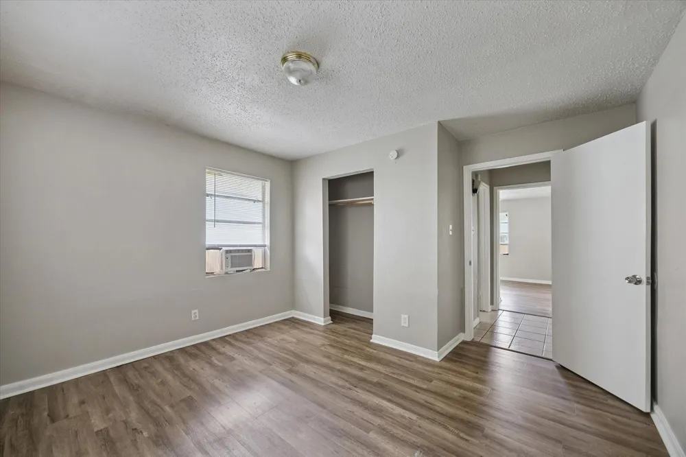 5107 Clover Street Houston, TX 77033