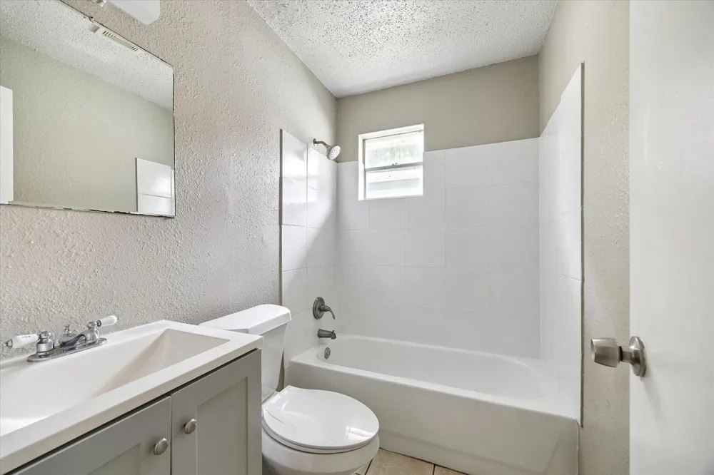 5107 Clover Street Houston, TX 77033