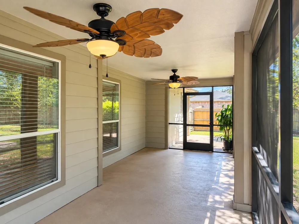 646 Spring Forest Drive Conroe, TX 77302