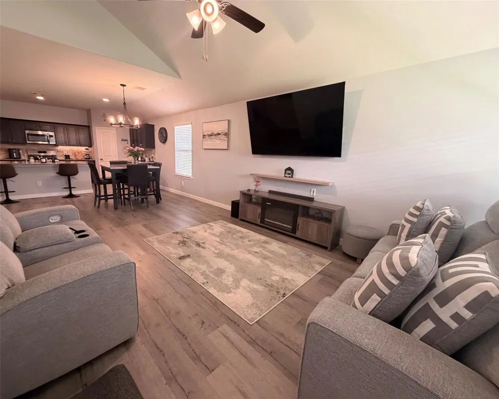 20033 Root River Drive New Caney, TX 77357