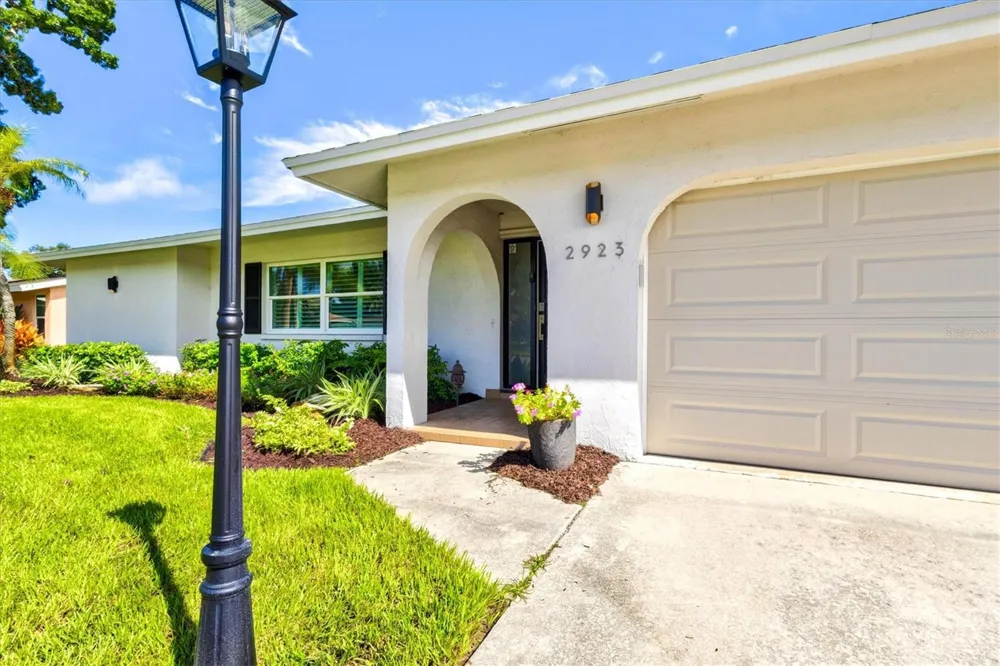 2923 CONCORD STREET Sarasota, FL 34231