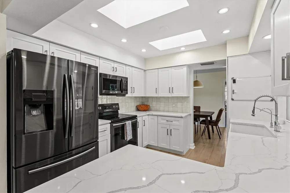 2923 CONCORD STREET Sarasota, FL 34231