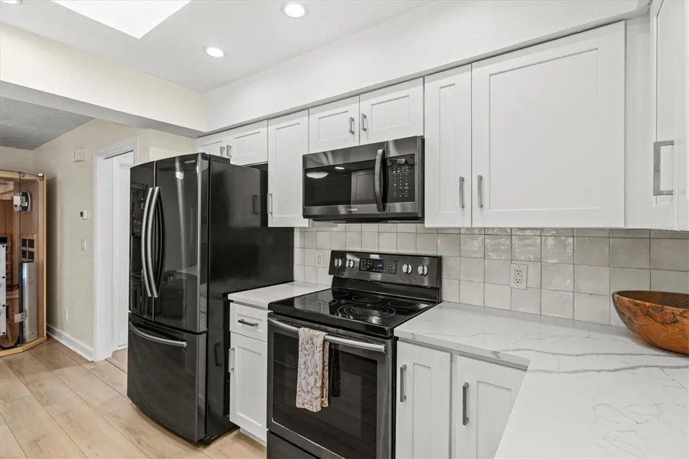 2923 CONCORD STREET Sarasota, FL 34231