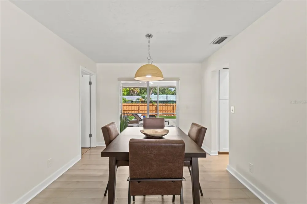 2923 CONCORD STREET Sarasota, FL 34231