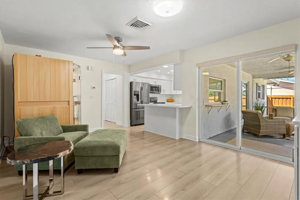 2923 CONCORD STREET Sarasota, FL 34231