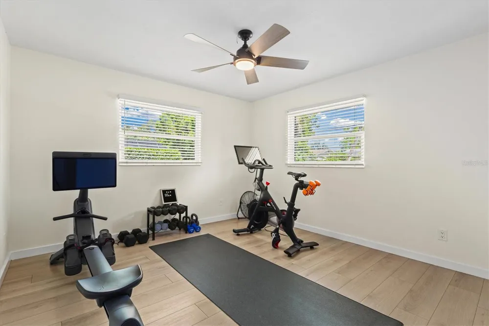2923 CONCORD STREET Sarasota, FL 34231
