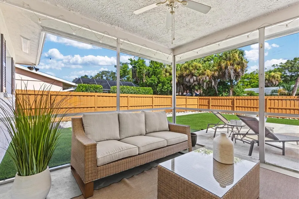 2923 CONCORD STREET Sarasota, FL 34231