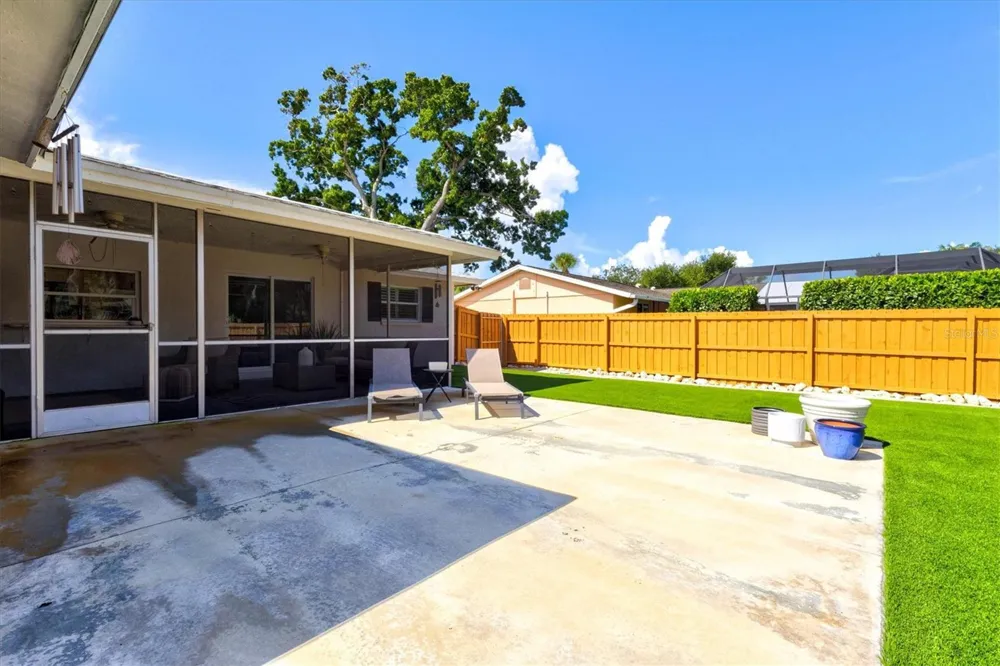 2923 CONCORD STREET Sarasota, FL 34231