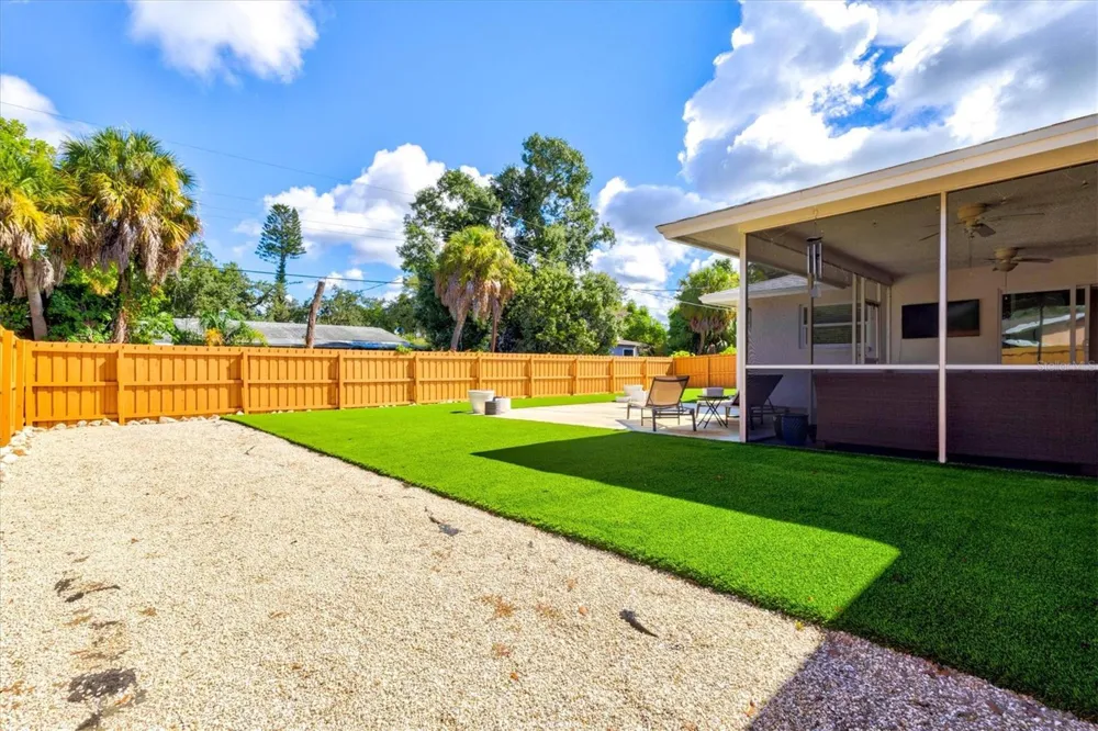 2923 CONCORD STREET Sarasota, FL 34231