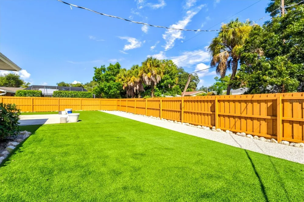 2923 CONCORD STREET Sarasota, FL 34231