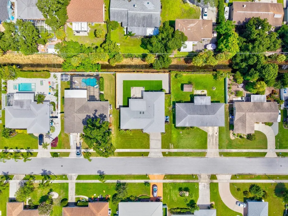 2923 CONCORD STREET Sarasota, FL 34231