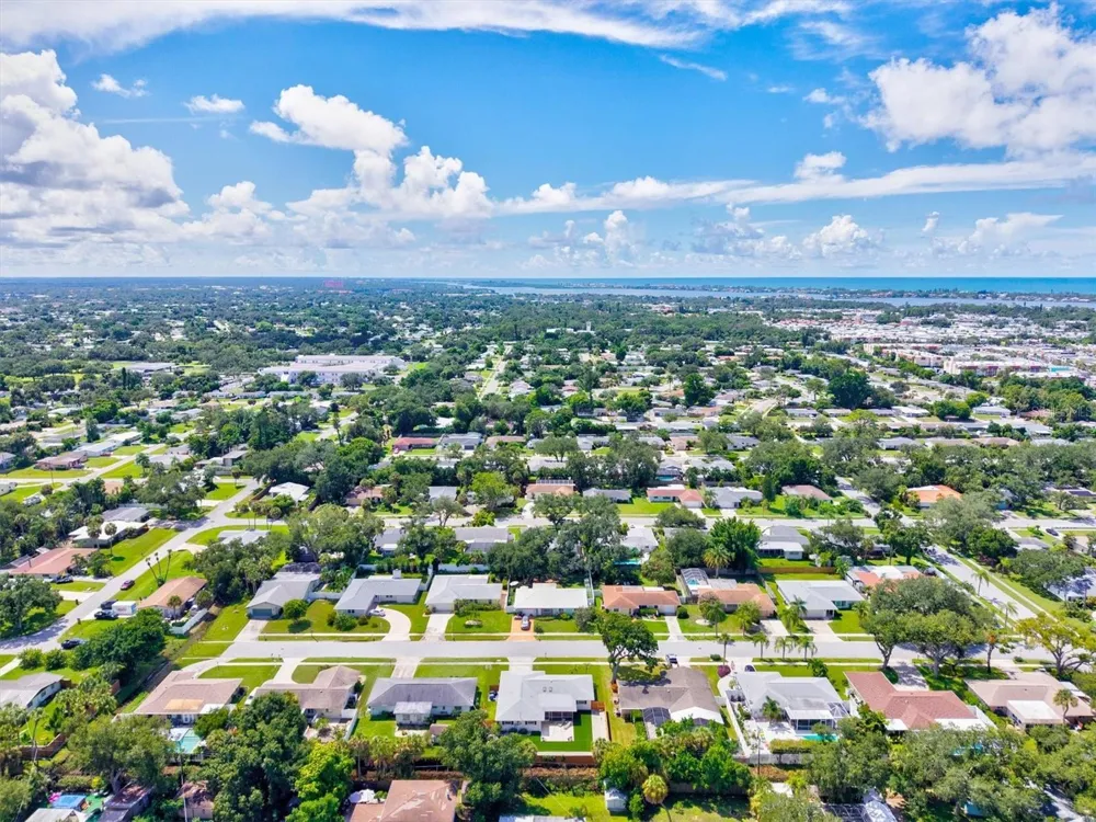 2923 CONCORD STREET Sarasota, FL 34231
