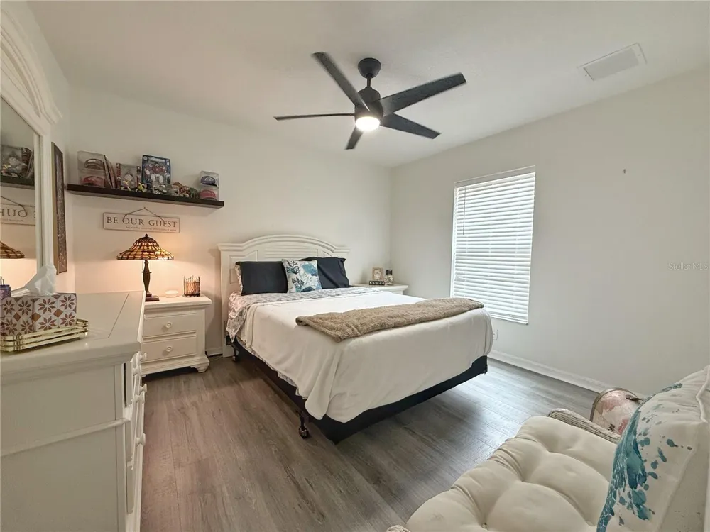 5090 INDIAN OCEAN LOOP Tavares, FL 32778