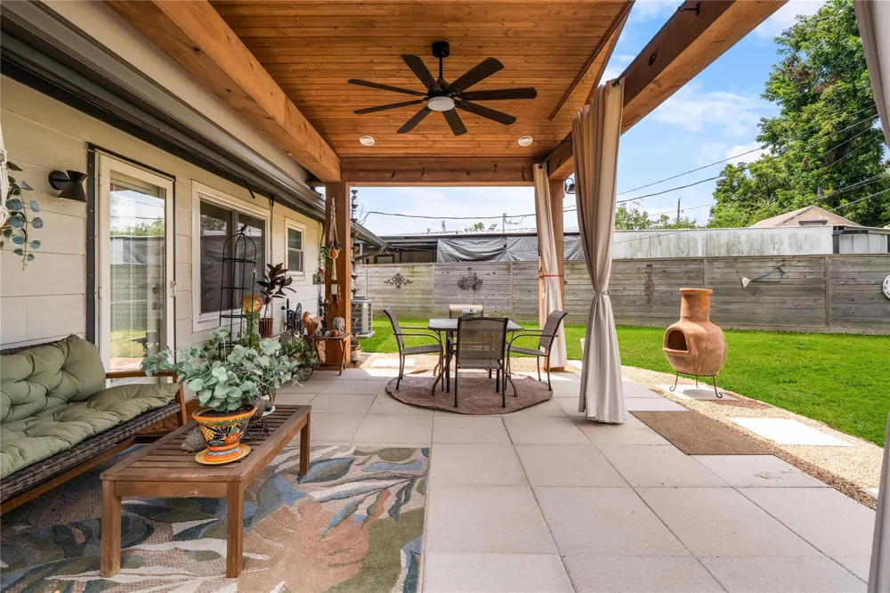 5831 Burr Oak Drive Houston, TX 77092