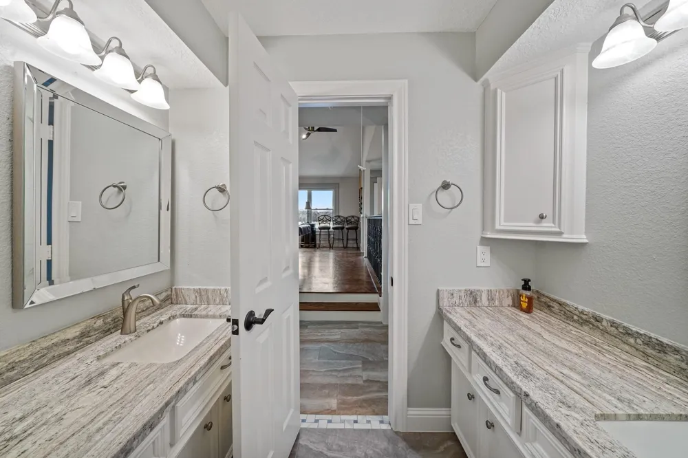 25 The Oval Street Sugar Land, TX 77479