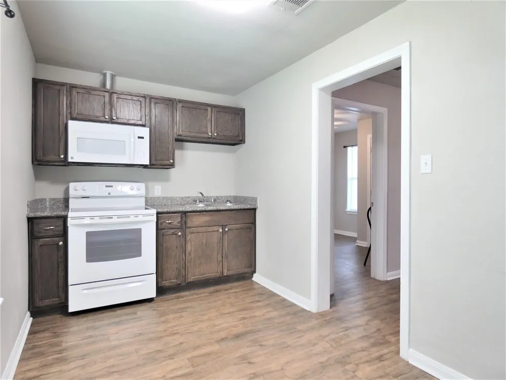 507 Houston Street #4 Rosenberg, TX 77471