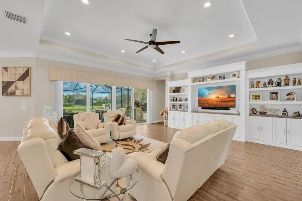 4906 PAMPLONA COURT Wimauma, FL 33598