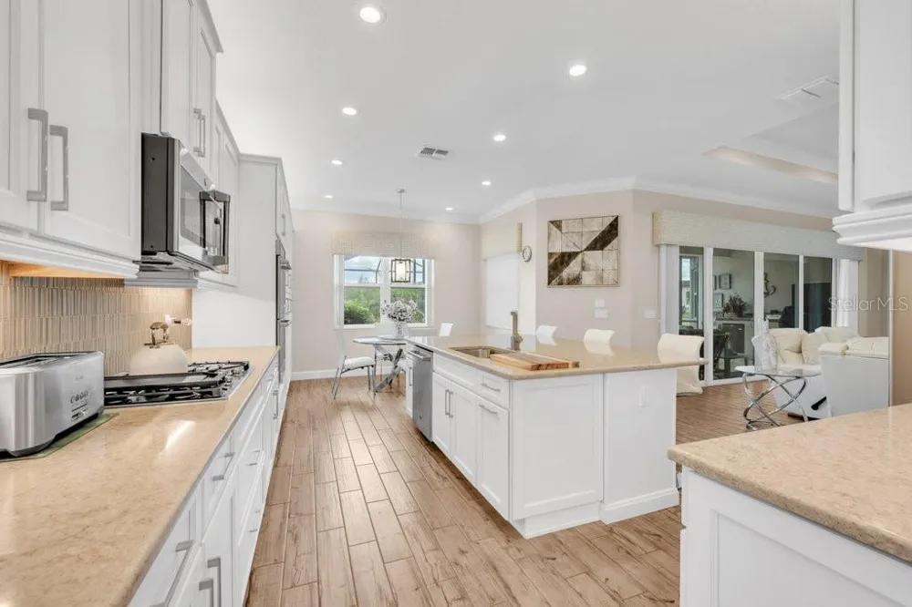 4906 PAMPLONA COURT Wimauma, FL 33598