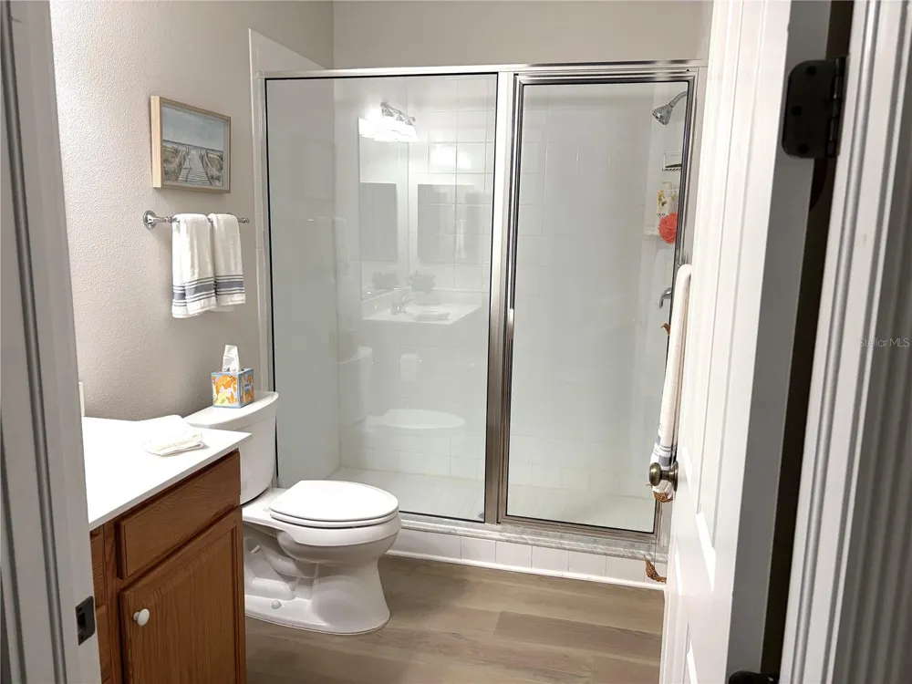 5122 MANORWOOD DRIVE #4B Sarasota, FL 34235