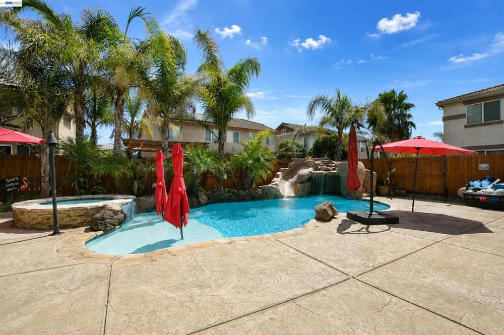 124 Tennyson Ct Discovery Bay, CA 94505