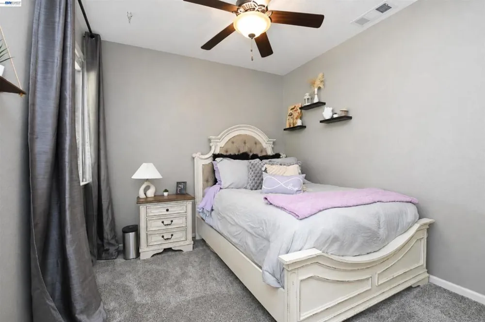 124 Tennyson Ct Discovery Bay, CA 94505