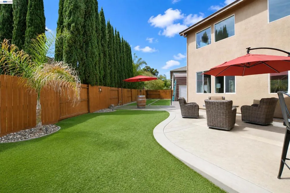 124 Tennyson Ct Discovery Bay, CA 94505