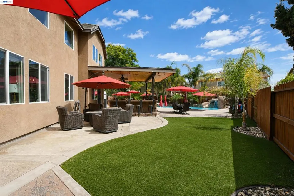 124 Tennyson Ct Discovery Bay, CA 94505