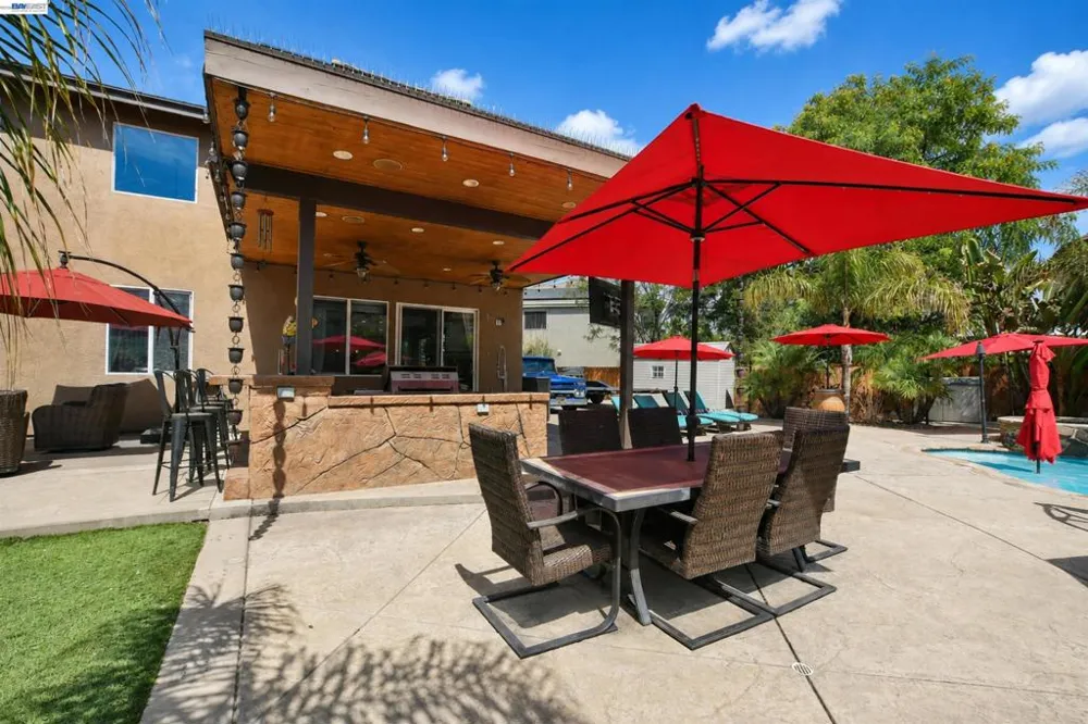 124 Tennyson Ct Discovery Bay, CA 94505