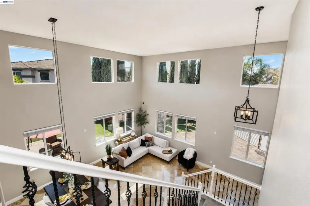 124 Tennyson Ct Discovery Bay, CA 94505