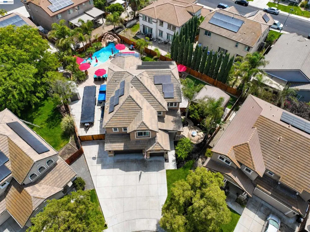 124 Tennyson Ct Discovery Bay, CA 94505