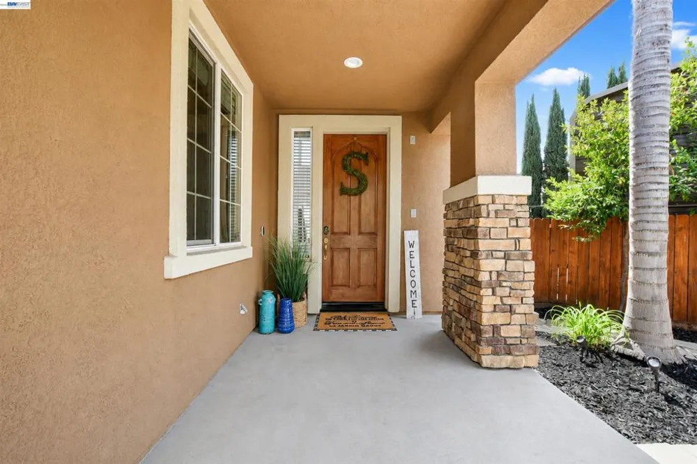 124 Tennyson Ct Discovery Bay, CA 94505