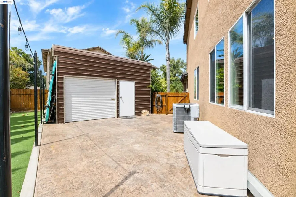 124 Tennyson Ct Discovery Bay, CA 94505