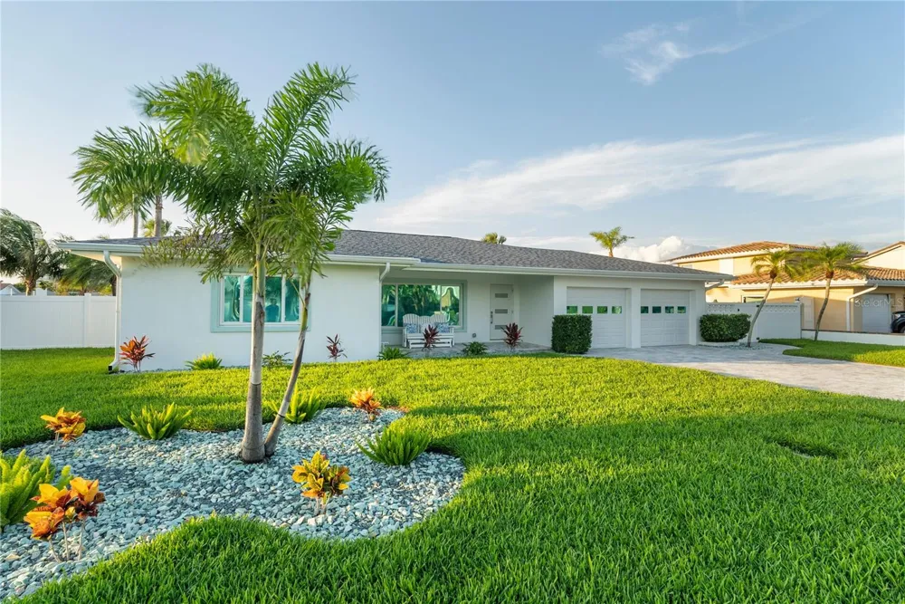227 HOWARD DRIVE Belleair Beach, FL 33786