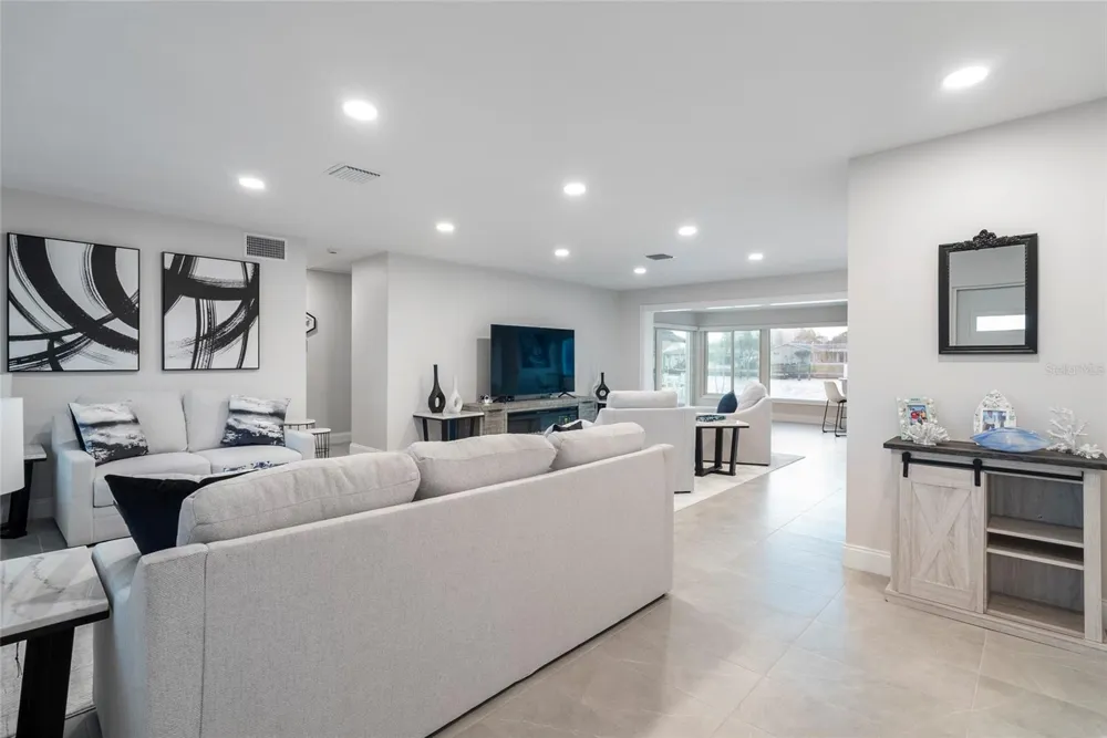 227 HOWARD DRIVE Belleair Beach, FL 33786