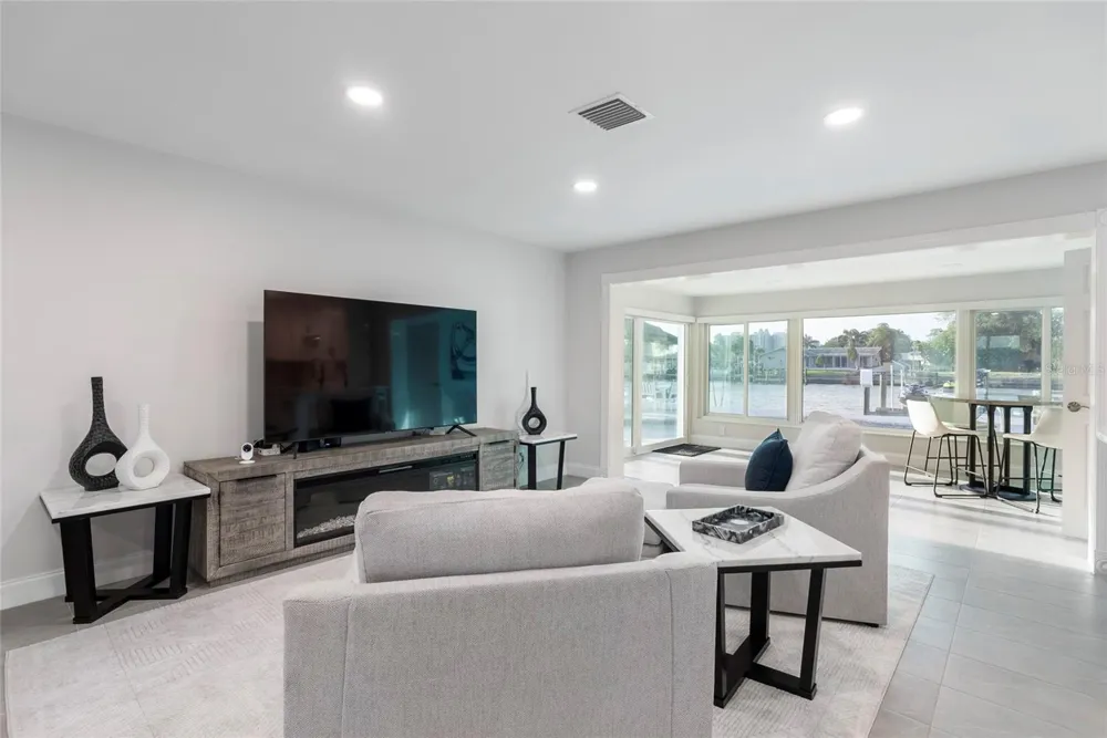 227 HOWARD DRIVE Belleair Beach, FL 33786