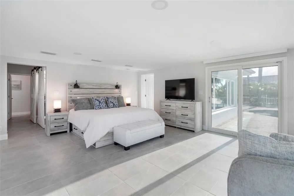 227 HOWARD DRIVE Belleair Beach, FL 33786