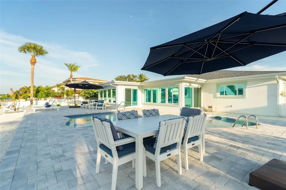 227 HOWARD DRIVE Belleair Beach, FL 33786