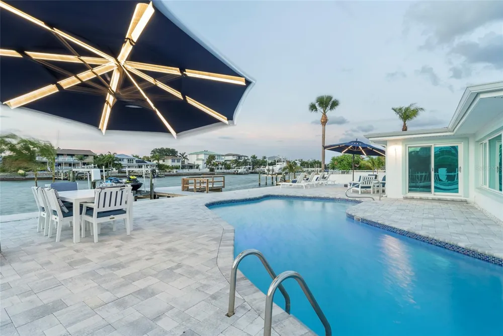 227 HOWARD DRIVE Belleair Beach, FL 33786