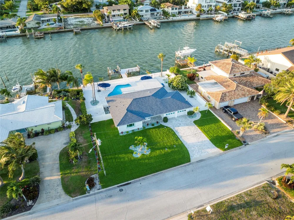 227 HOWARD DRIVE Belleair Beach, FL 33786