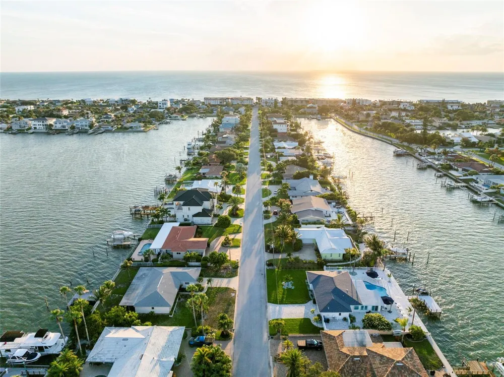 227 HOWARD DRIVE Belleair Beach, FL 33786
