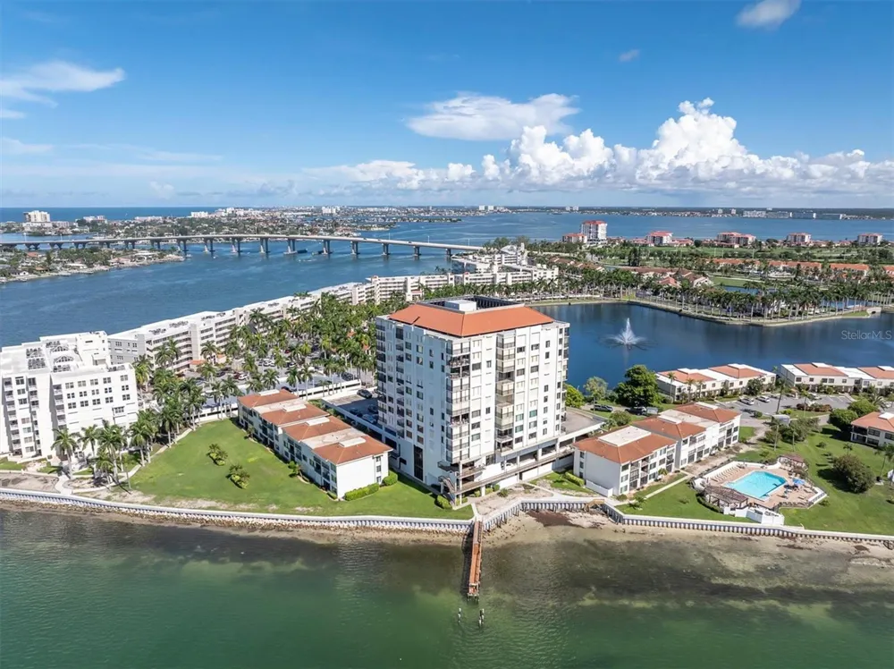 6287 BAHIA DEL MAR CIRCLE #602 St Petersburg, FL 33715