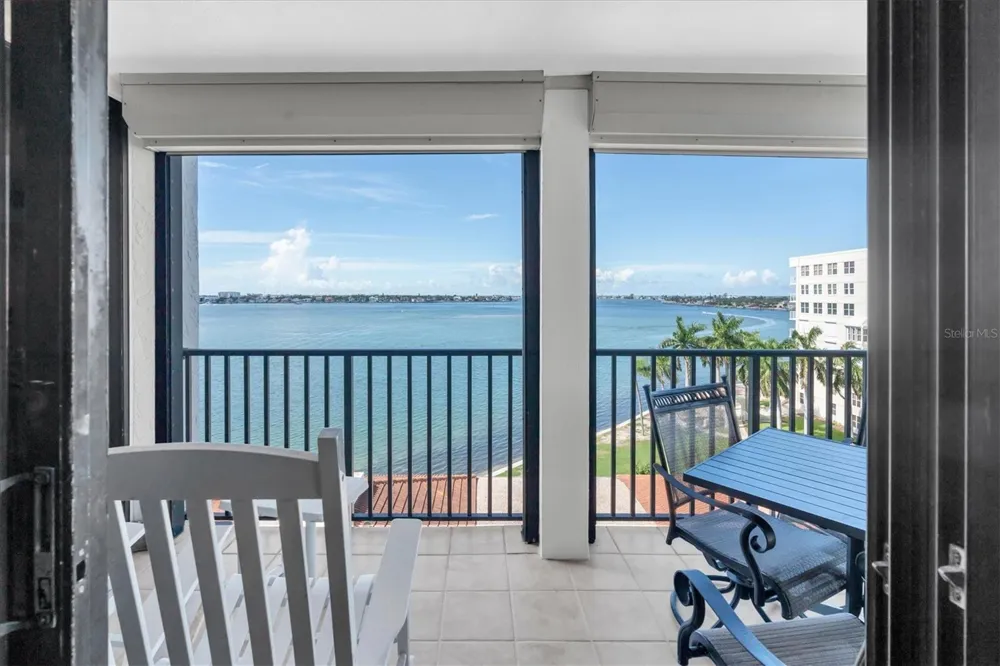 6287 BAHIA DEL MAR CIRCLE #602 St Petersburg, FL 33715