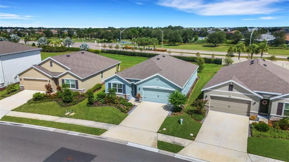 17607 CANOPY PLACE Bradenton, FL 34211