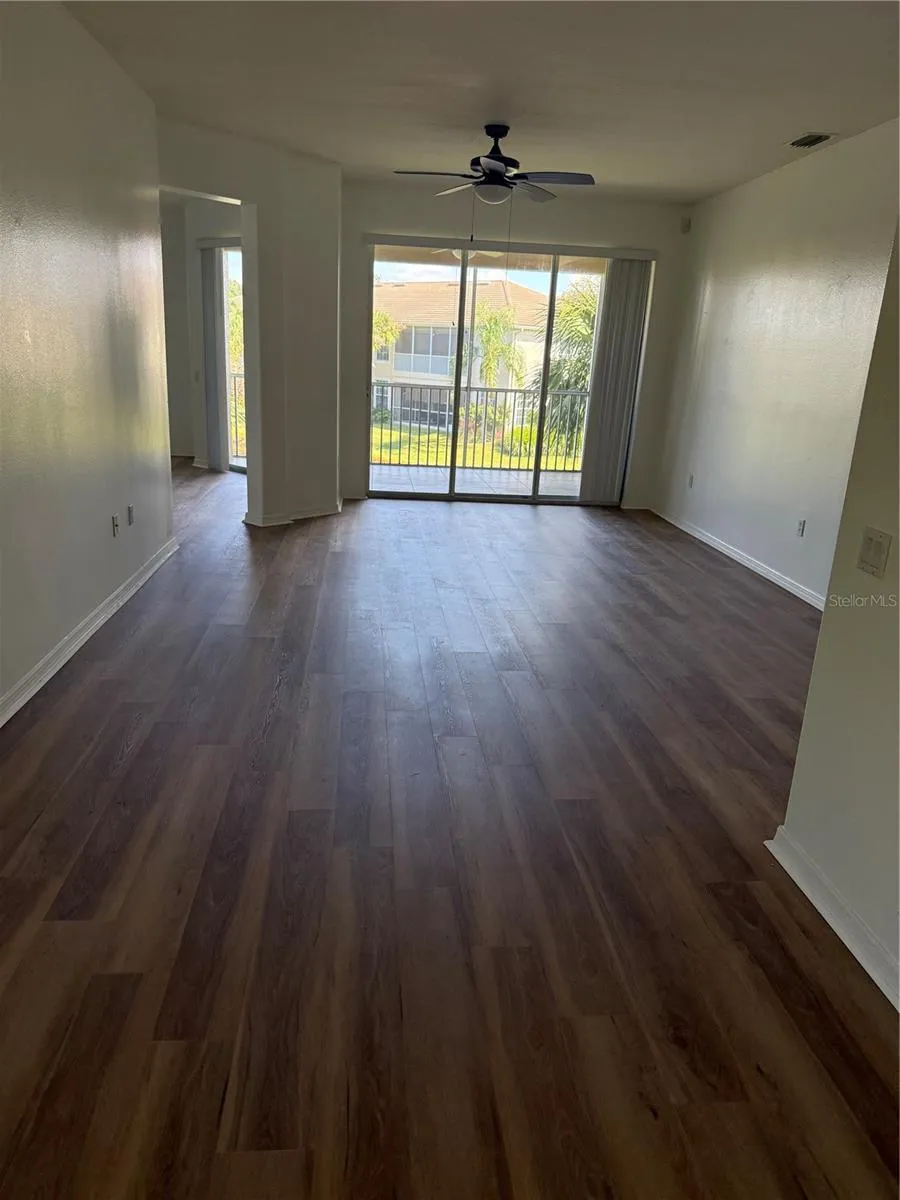 6952 PROSPERITY CIRCLE #408 Sarasota, FL 34238