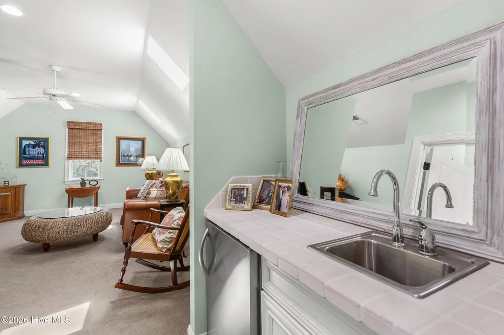 601 Bedminister Lane Wilmington, NC 28405