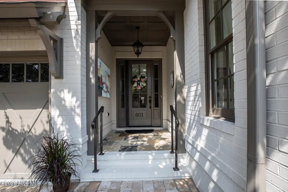 601 Bedminister Lane Wilmington, NC 28405