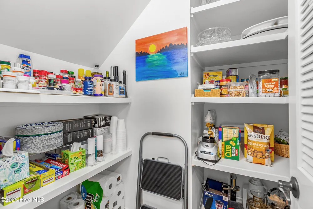 601 Bedminister Lane Wilmington, NC 28405